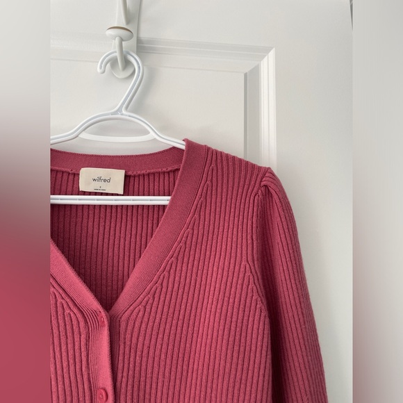 Aritzia Wilfred pink cardigan sweater - Picture 4 of 5